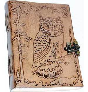 5" x 7" Owl in Jungle leather w/ Latch