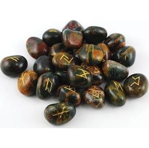 Bloodstone Rune Set