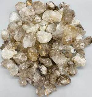 ~3# Flat of Quartz, Alligator ~3# Flat of Quartz, Alligator