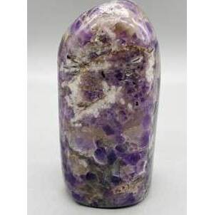 ~.4# Amethyst, Cheveron free shape