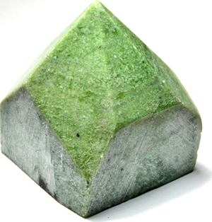 Garnet, Green top polished point