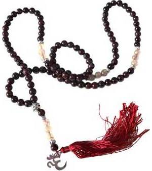 Garnet & Rultilated Quartz elastic mala