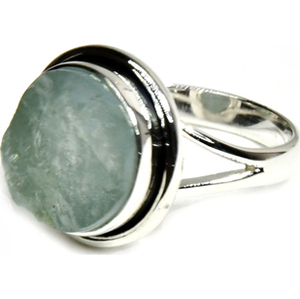 size 8 Aquamarine ring